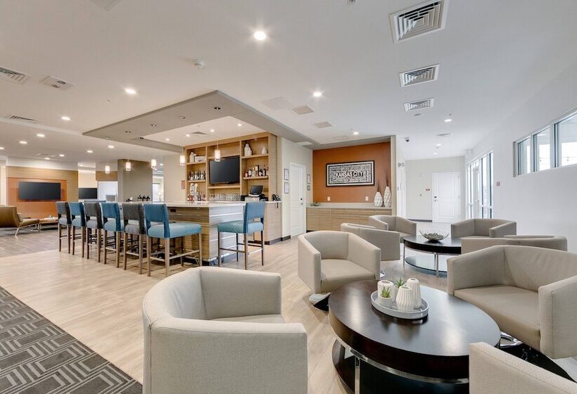 فندق Towneplace Suites By Marriott Kansas City Liberty