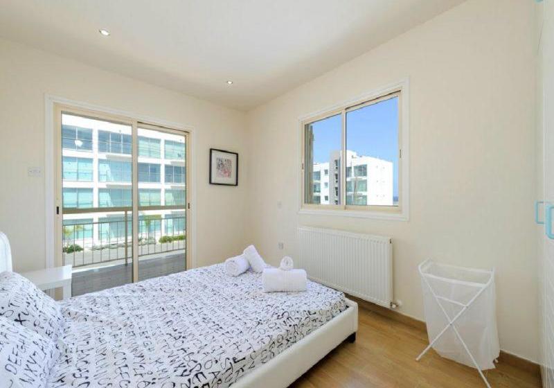 فندق Protaras Villa Theodora 16