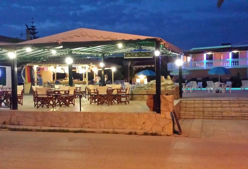 Nikolas Club Apartments