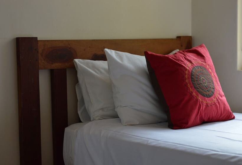 پانسیون Livingstone Lodge