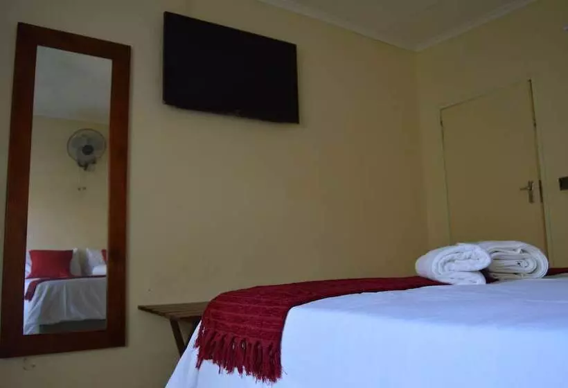 پانسیون Livingstone Lodge