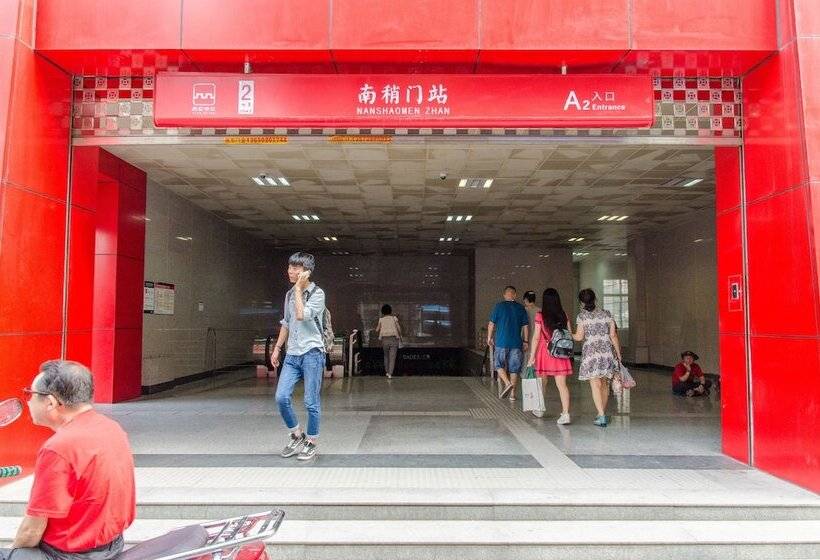 Xi An Mark And Henry Apartment