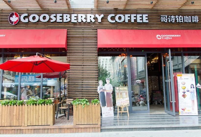 Xi An Mark And Henry Apartment