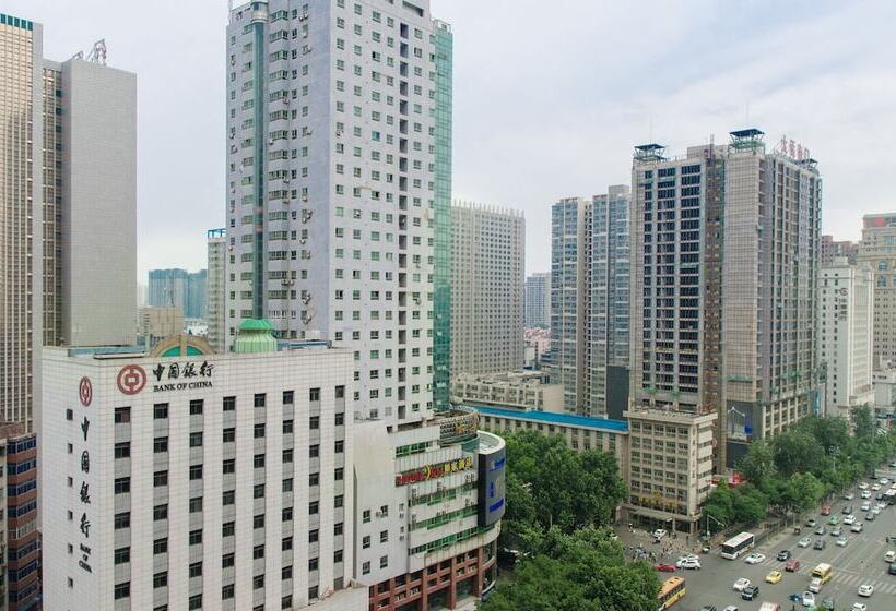 Xi An Mark And Henry Apartment