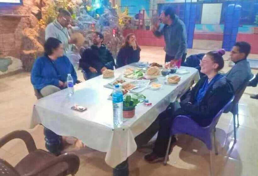 هاستل New Palace