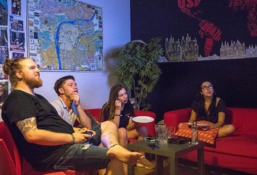 هاستل Onefam Home