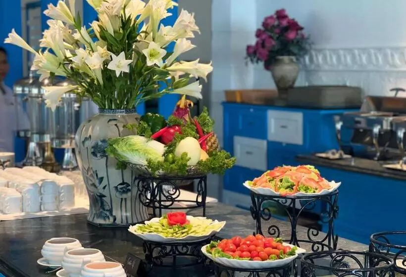 استراحتگاه The May Legend Catba