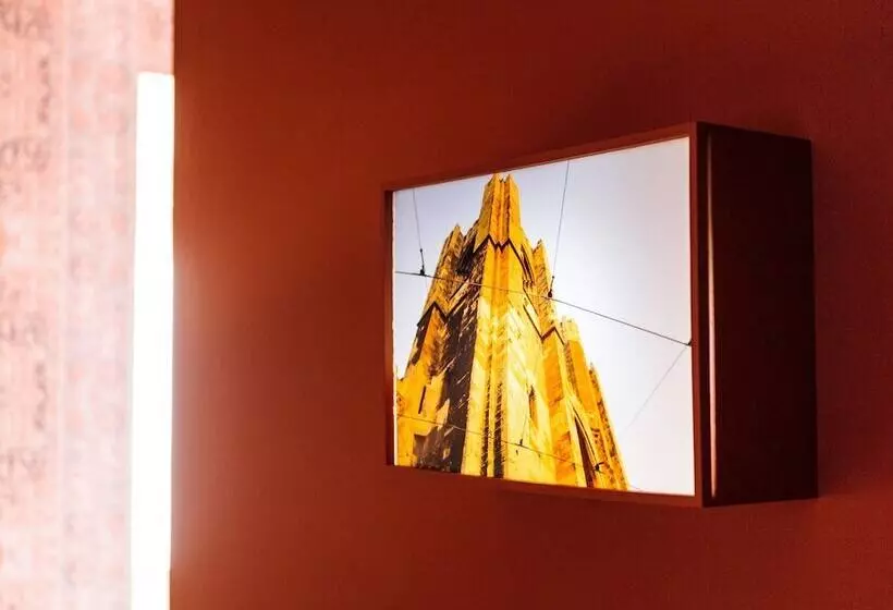 Dear Lisbon  Gallery House