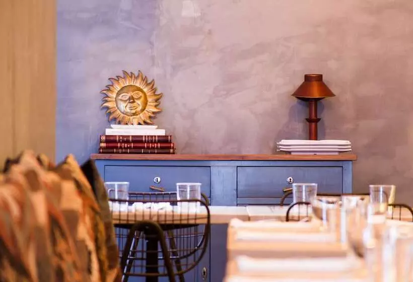 Dear Lisbon  Gallery House