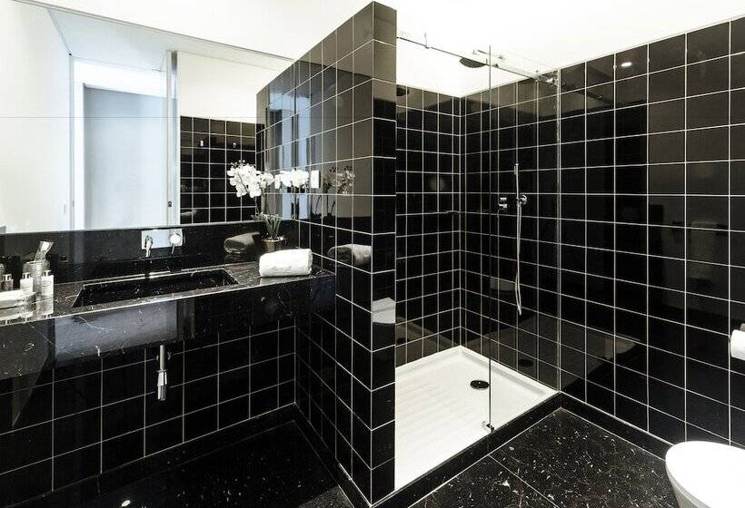 Dear Lisbon  Gallery House