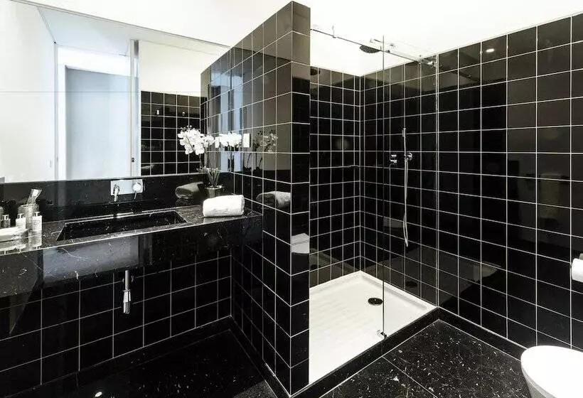 Dear Lisbon  Gallery House