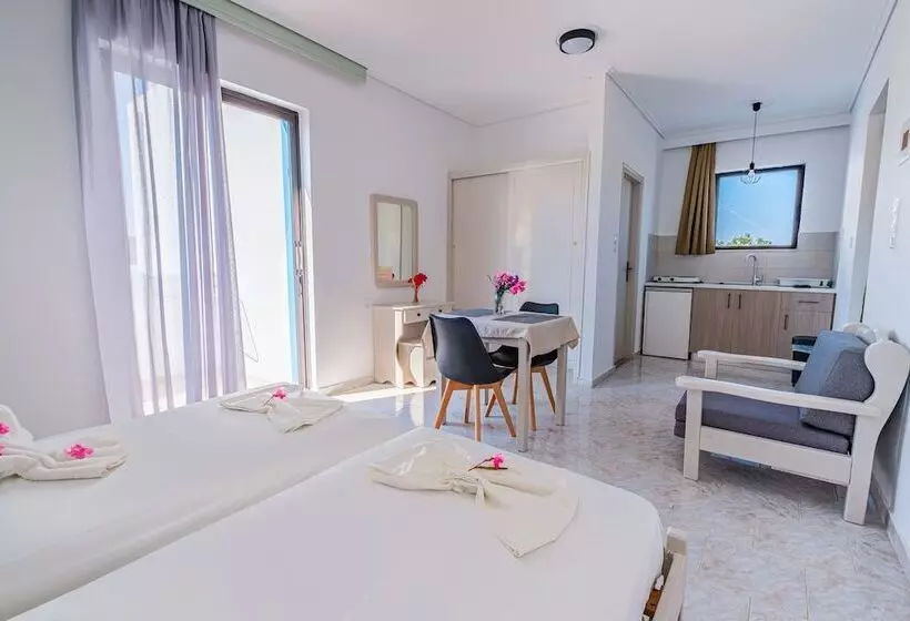 Hotelli Anthia Apartments