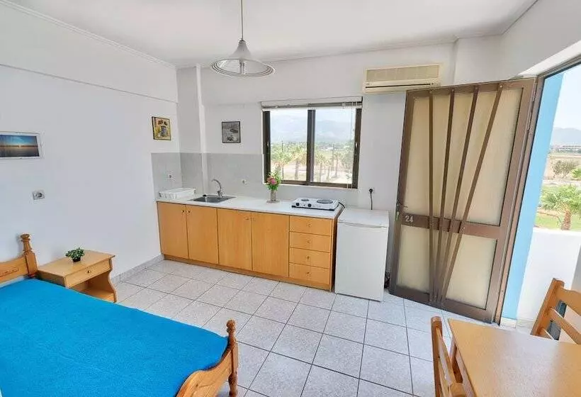 Hotelli Anthia Apartments