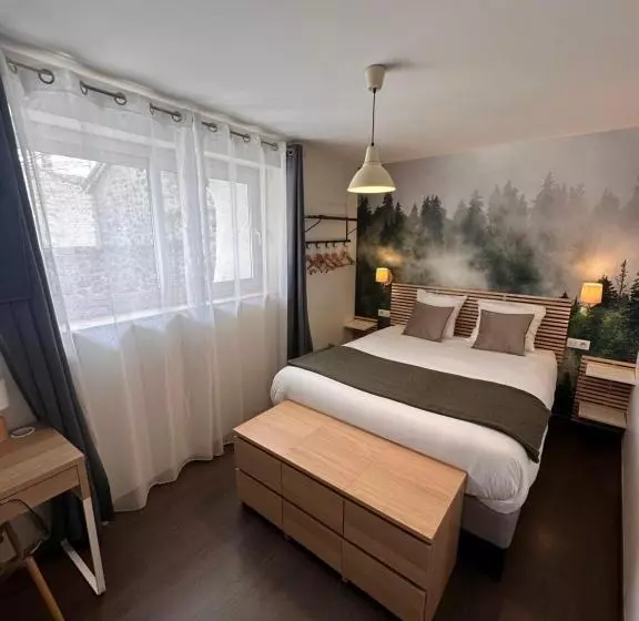 Auberge Du Vieux Lanas Logis Hotel Restaurant