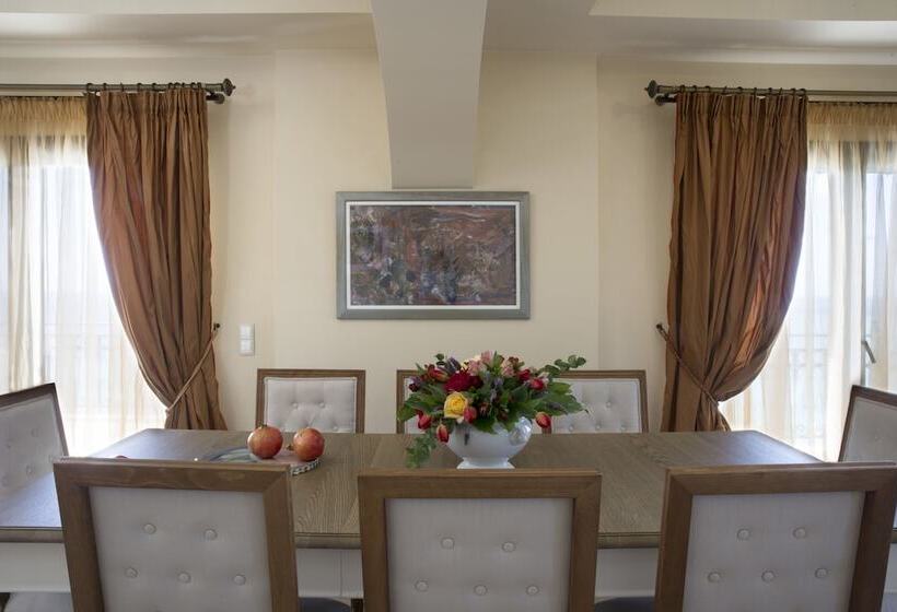 בית מלון כפרי Avra Private Suites