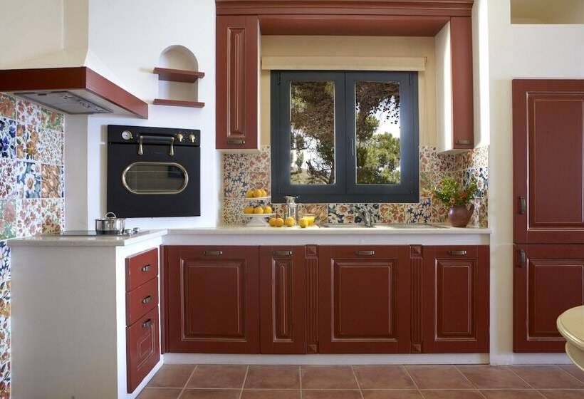 בית מלון כפרי Avra Private Suites