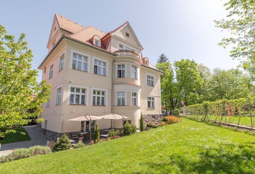 Boutique Hotel Villa Beatika