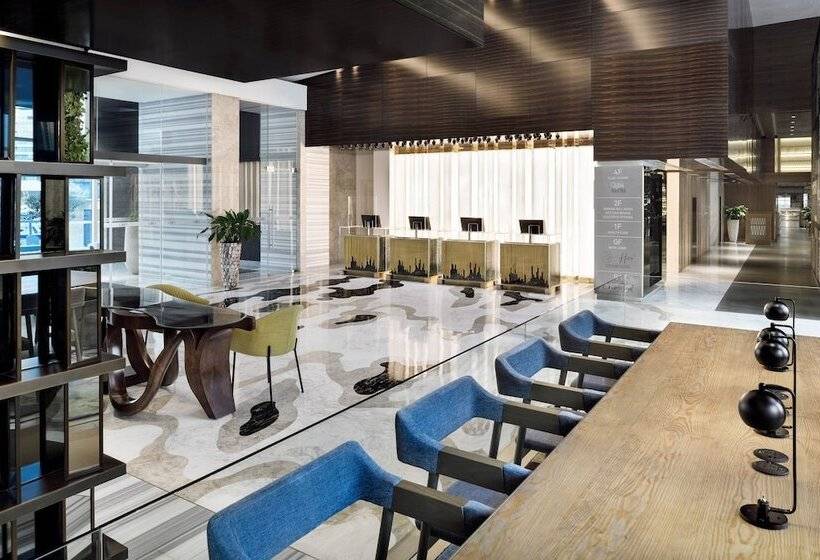 Отель Crowne Plaza Dubai Marina, An Ihg