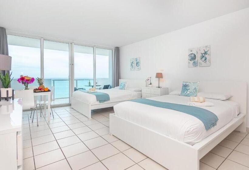 בית מלון כפרי Girasole Rentals Suites