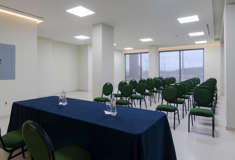 فندق Holiday Inn Coatzacoalcos, An Ihg