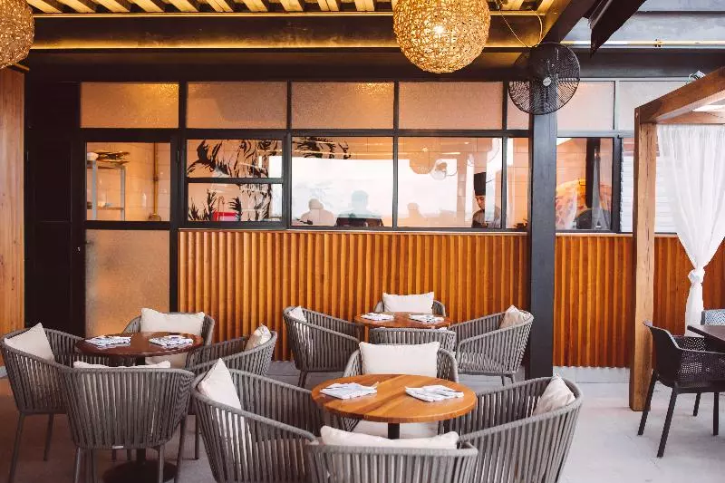 It Boutique Hotel & Restaurant