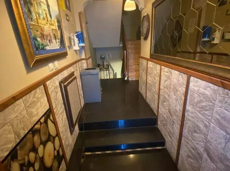 هتل Lena Central Flats