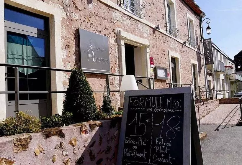 Hotelli Logis  Auberge De L Abbaye