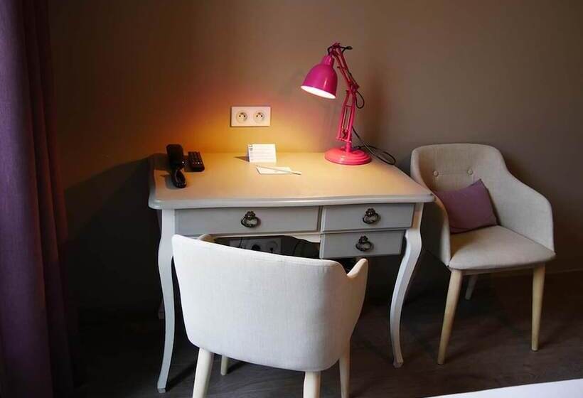 Hotel Logis Auberge De L Abbaye