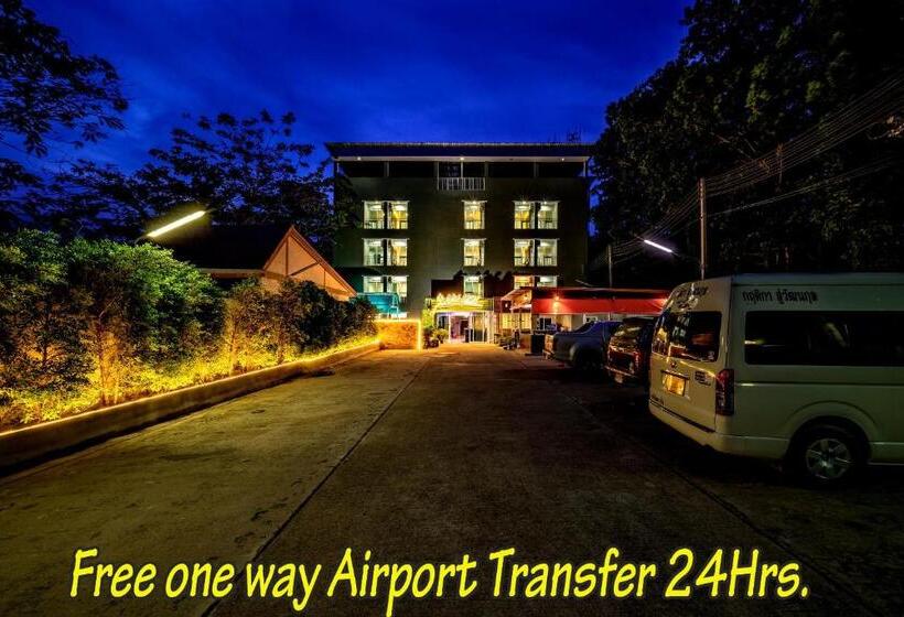 Hotelli Naiyang Place   Phuket Airport