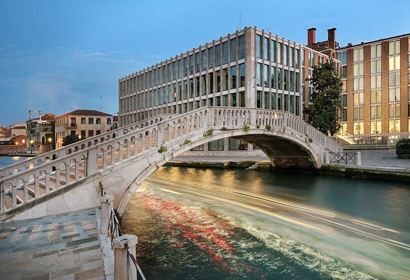 Avani Rio Novo Venice Hotel   Previously Nh Venezia Rio Novo