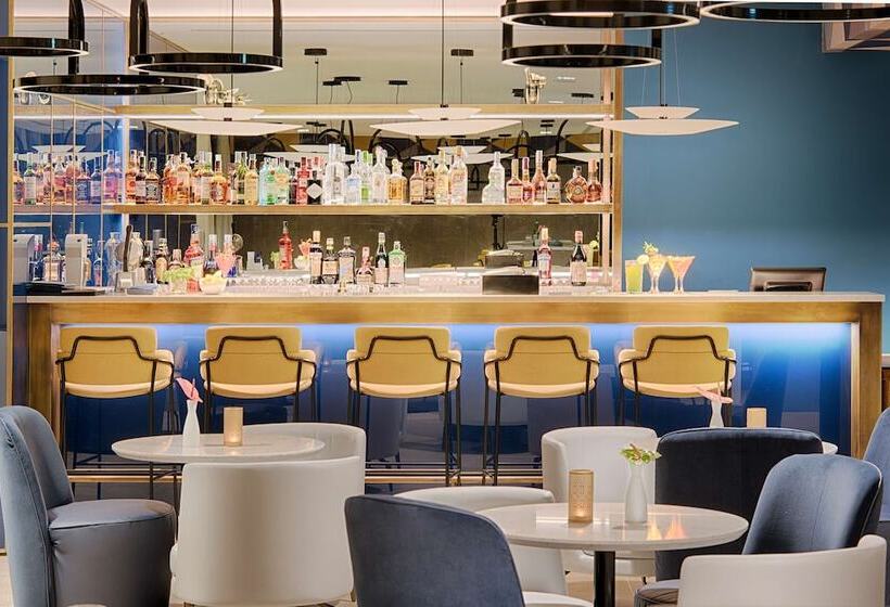 Avani Rio Novo Venice Hotel   Previously Nh Venezia Rio Novo