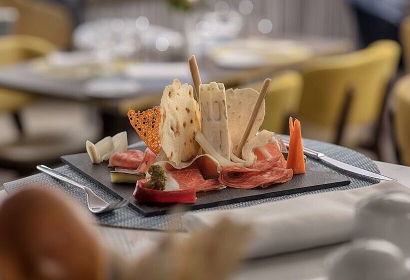 Avani Rio Novo Venice Hotel   Previously Nh Venezia Rio Novo