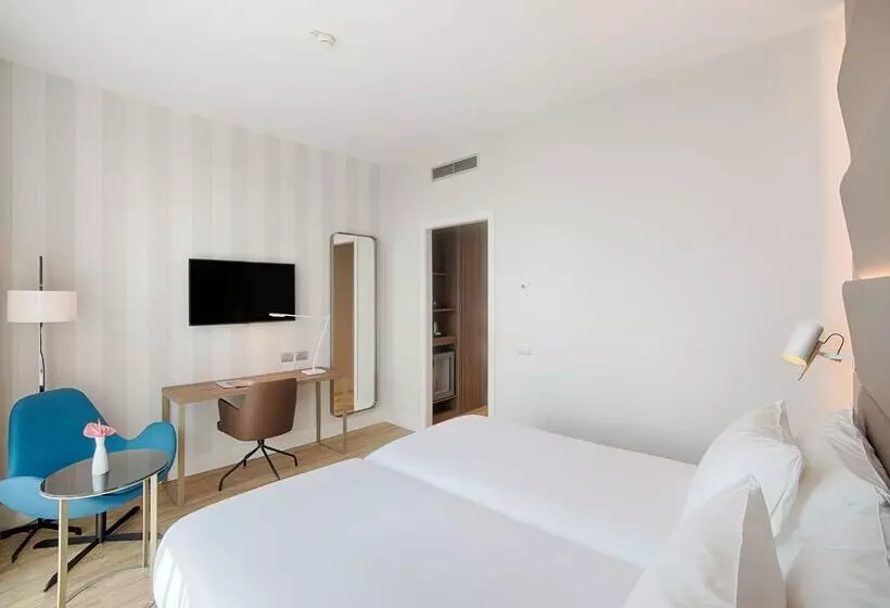 Avani Rio Novo Venice Hotel   Previously Nh Venezia Rio Novo