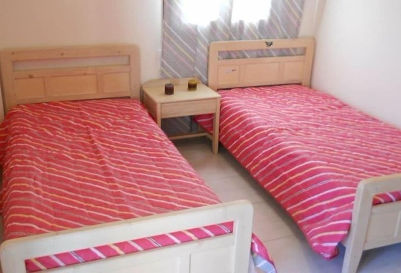 هتل Niriedes Dionyssos Village