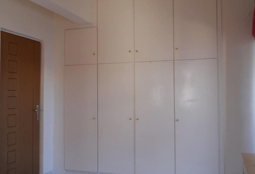 هتل Niriedes Dionyssos Village