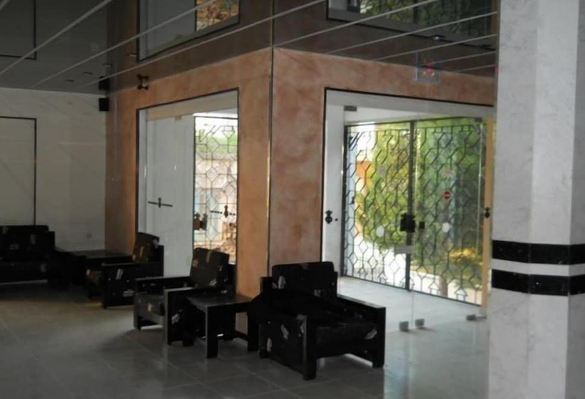 هتل Niriedes Dionyssos Village