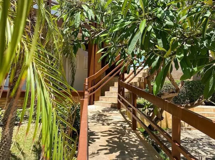 Hotelli Pousada Tropical Ilhas