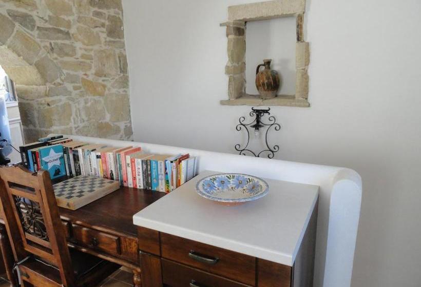 فندق Villen Phaestias