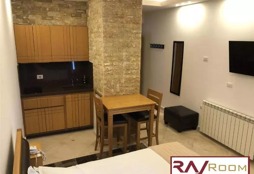 هتل Raj