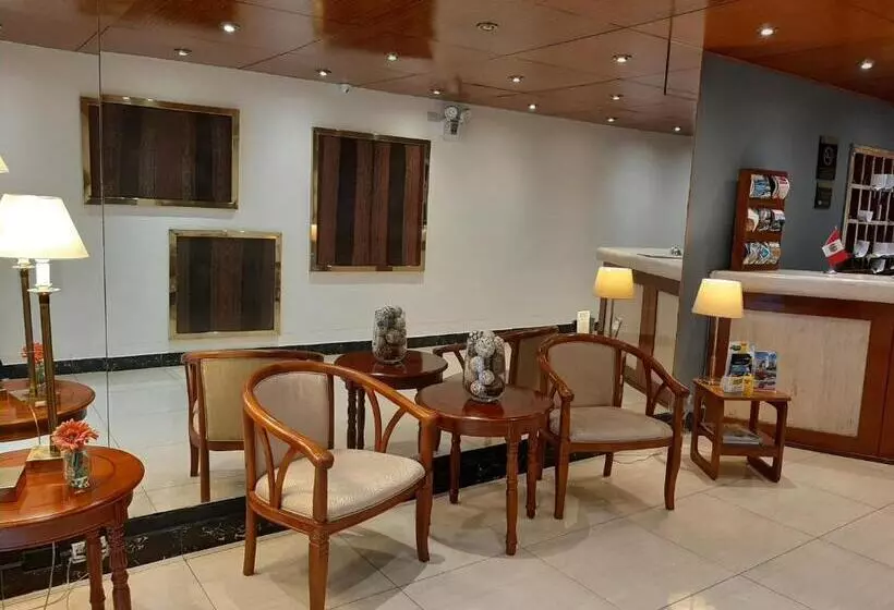 Apart Hotel El Doral