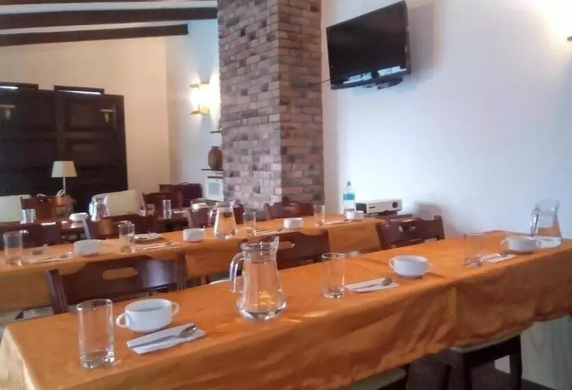 Apart Hotel El Doral