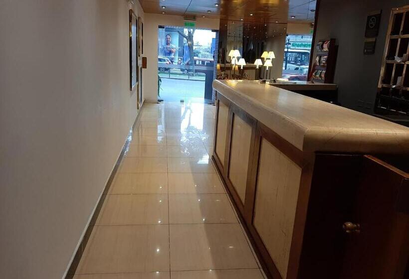 Apart Hotel El Doral