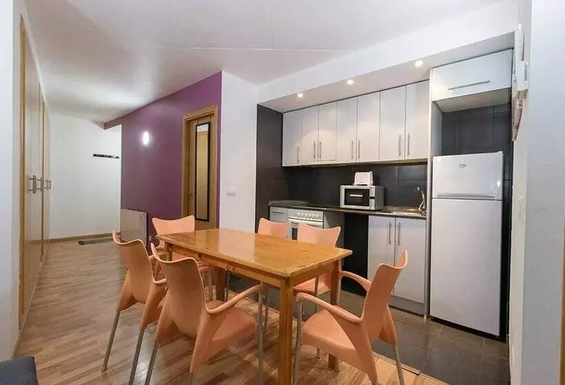 Apartamentos La Solana 3000