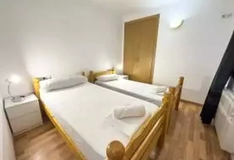 Apartamentos La Solana 3000