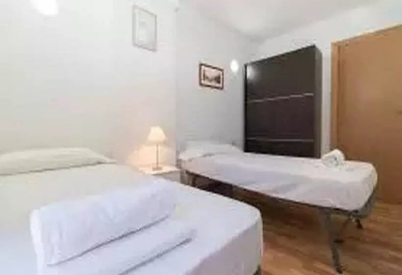 Apartamentos La Solana 3000