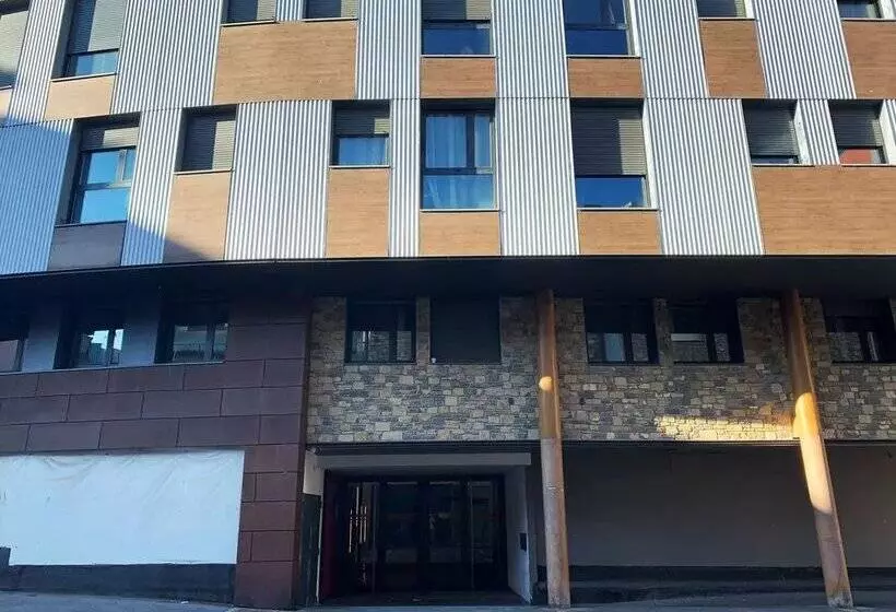 Apartamentos La Solana 3000