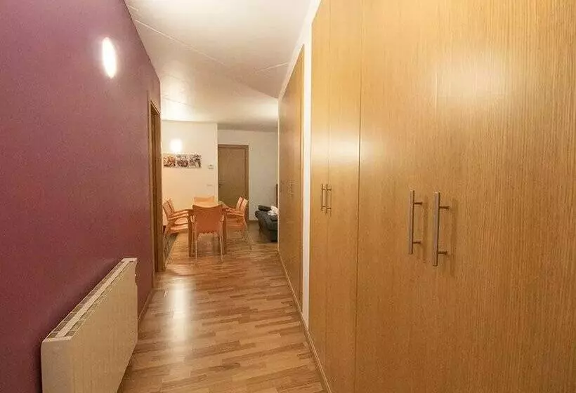 Apartamentos La Solana 3000