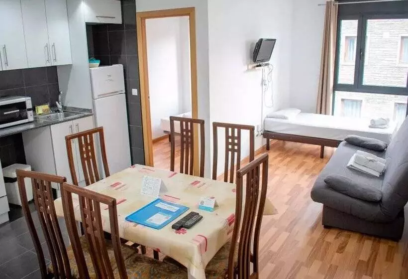 Apartamentos La Solana 3000