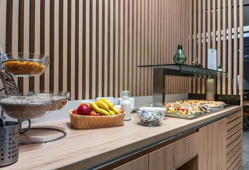 ホテル Akeah Verdi Budapest