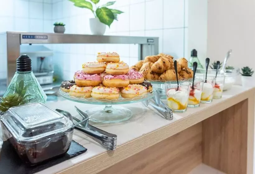 ホテル Akeah Verdi Budapest